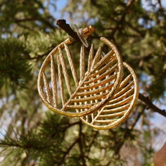 Gold Leaf leaves Small Circle Hoop Drop Earrings - Picture 1 of 13